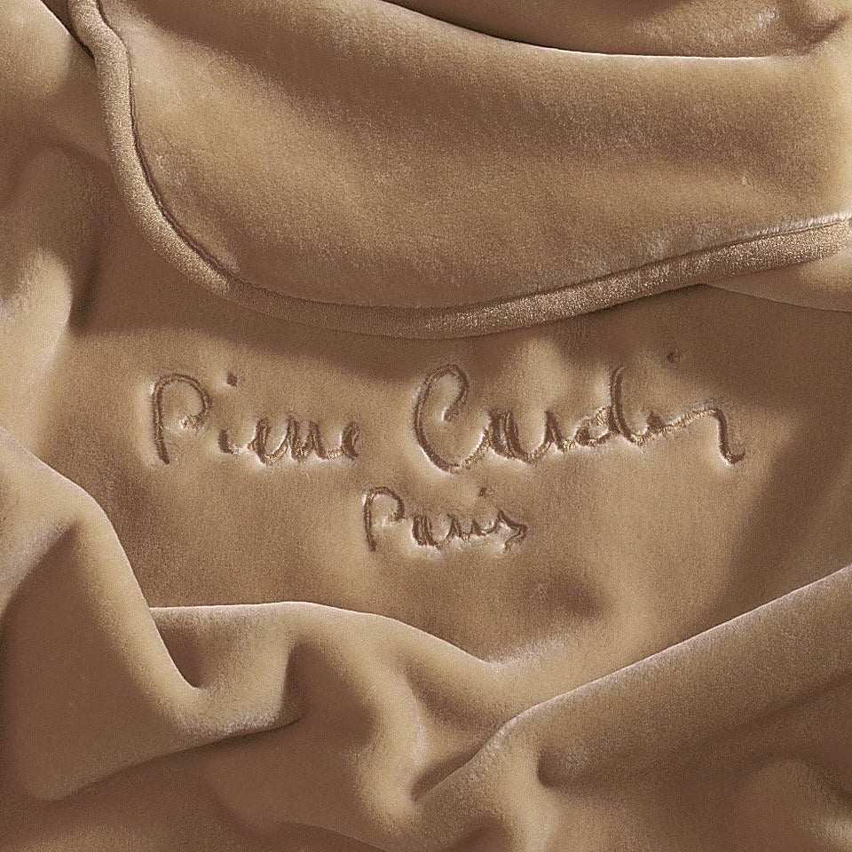 Nancy Blanket - RicahBlanketPierre Cardin