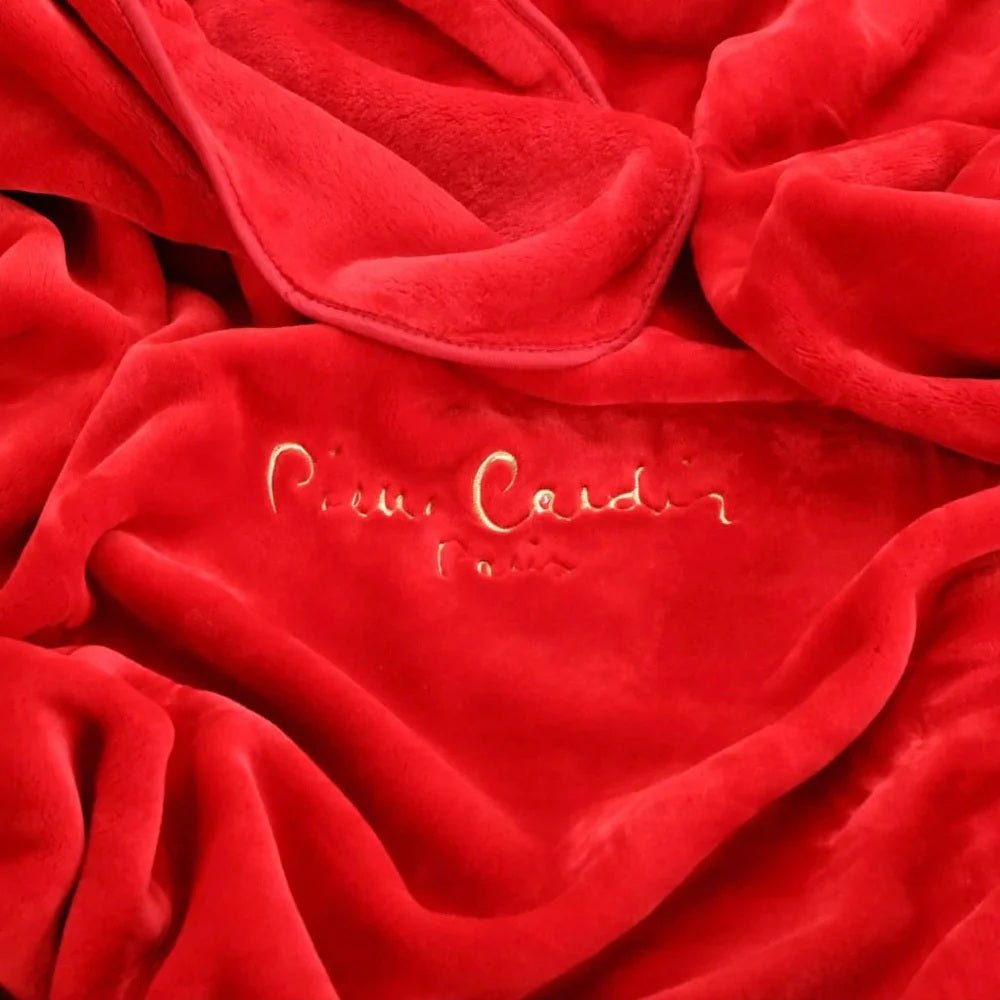 Nancy Blanket - RicahBlanketPierre Cardin