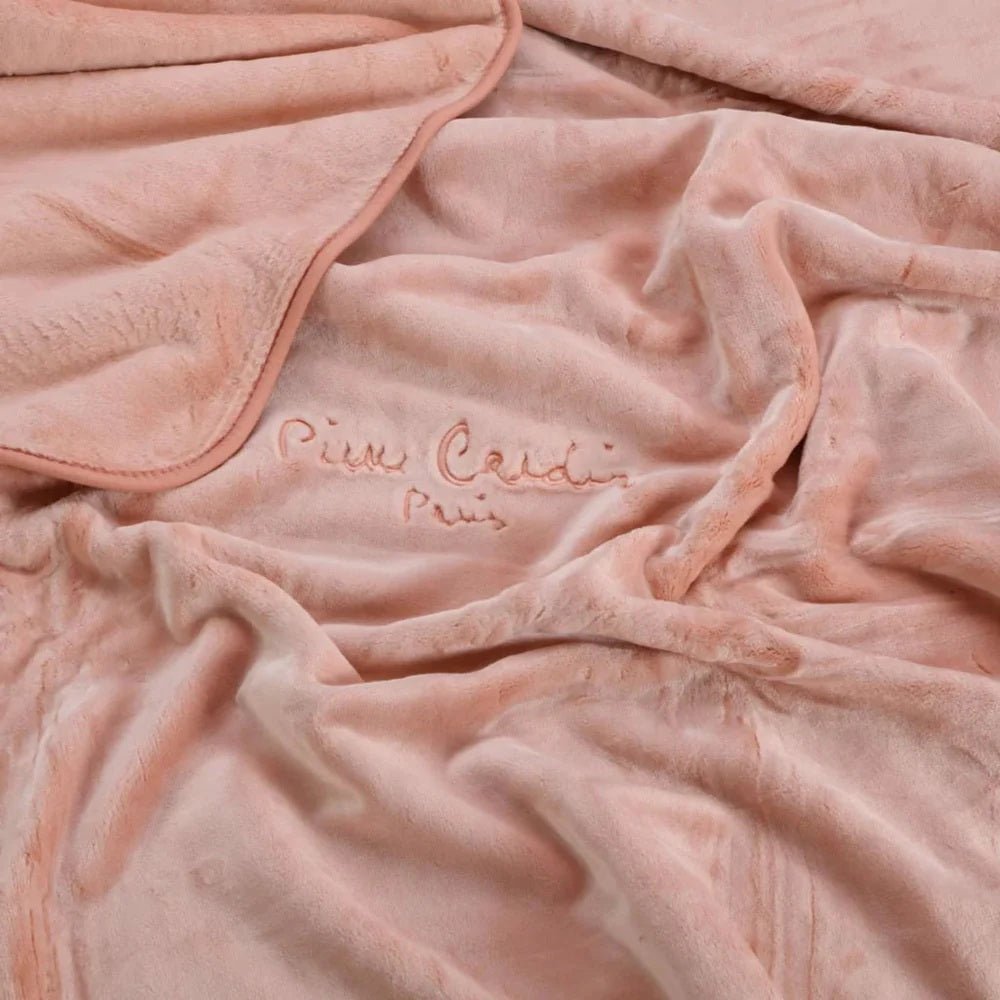 Nancy Blanket - RicahBlanketPierre Cardin