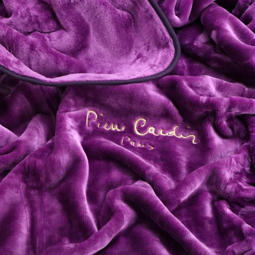 Nancy Blanket - RicahBlanketPierre Cardin