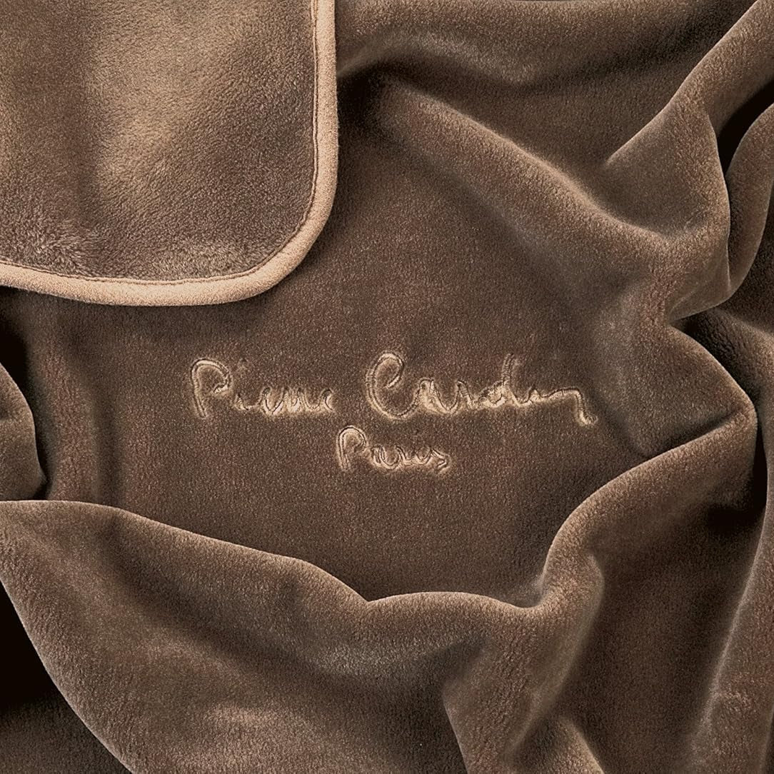 Nancy Blanket - RicahBlanketPierre Cardin