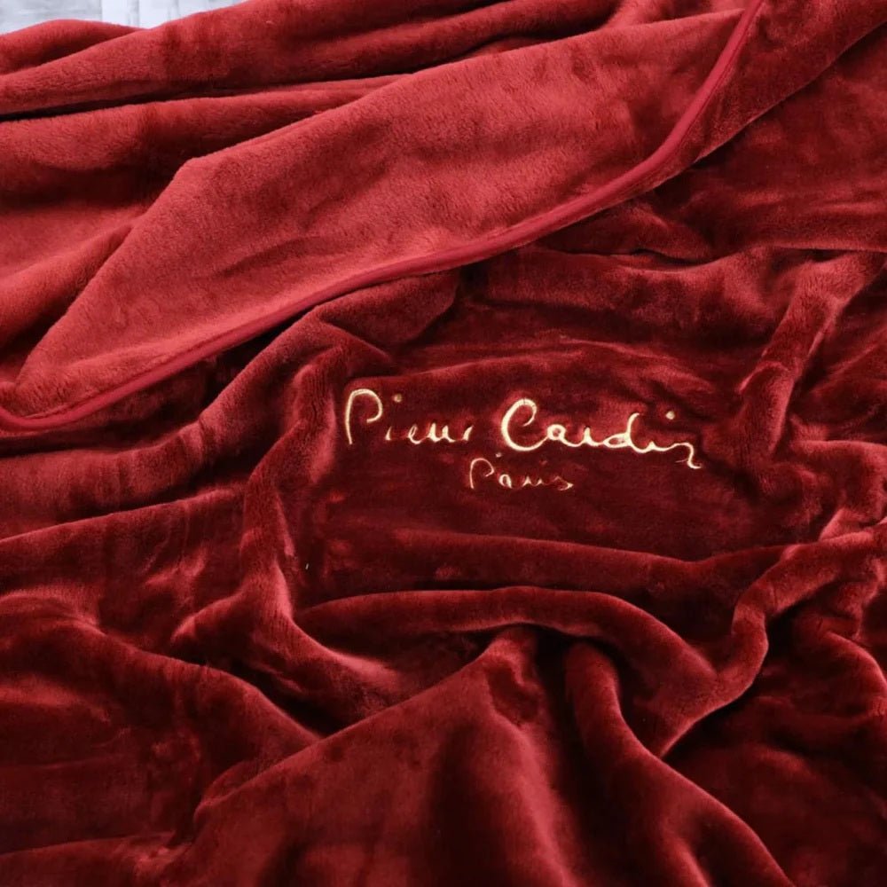 Nancy Blanket - RicahBlanketPierre Cardin